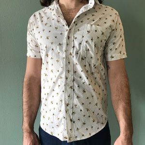 Men’s Bumblebee Button up short sleeve Medium